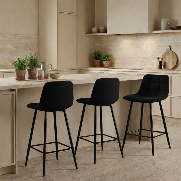 כיסא בר קטיפה בצבע שחור דגם ברי