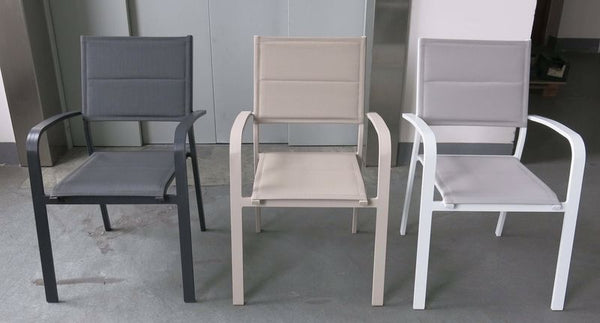 כיסא אלומיניום לגינה בשילוב בד טקסליין אפור בהיר