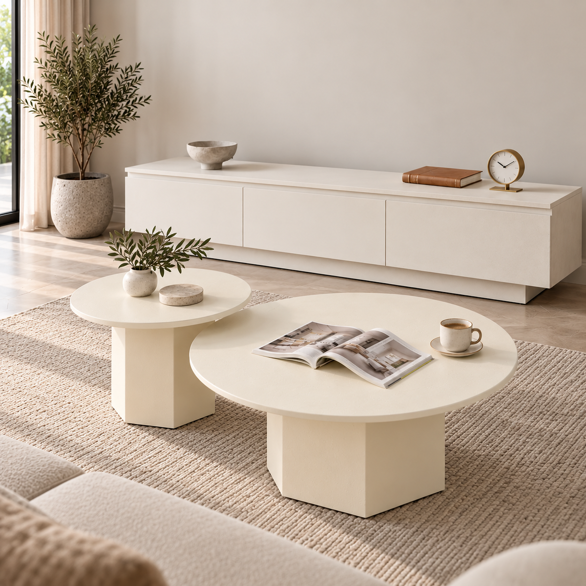 סט מזנון רצפתי בצבע שליכט 200 ס"מ דגם CAPRI בשילוב זוג שולחנות סלון עגולים בגוון שליכט דגם LORO