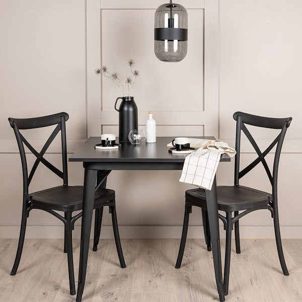 סט 100 כיסאות פלסטיק מעוצב דגם איקס בצבע שחור