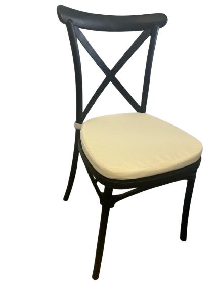 מושב לבן לכיסא פלסטיק